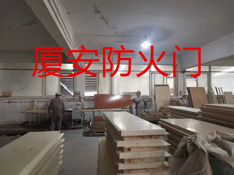 1655785411106645.jpg 木質(zhì)免漆防火門(mén)生產(chǎn).jpg